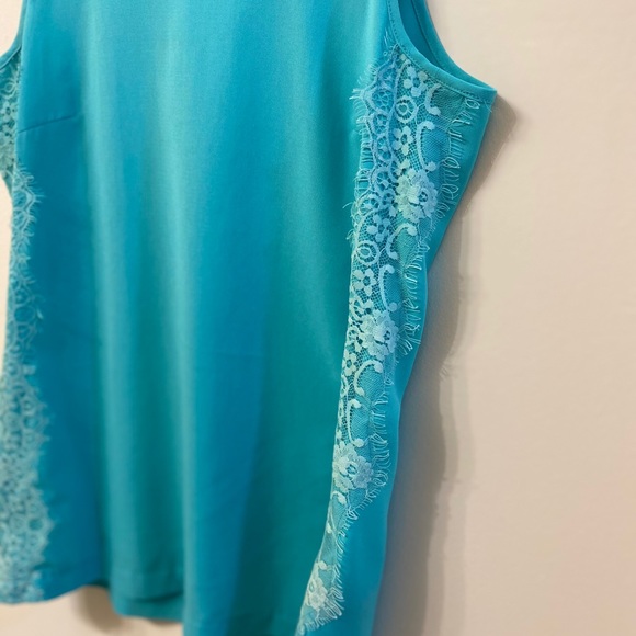 LE CHATEAU | Silky Tank - Size S - Picture 3 of 4